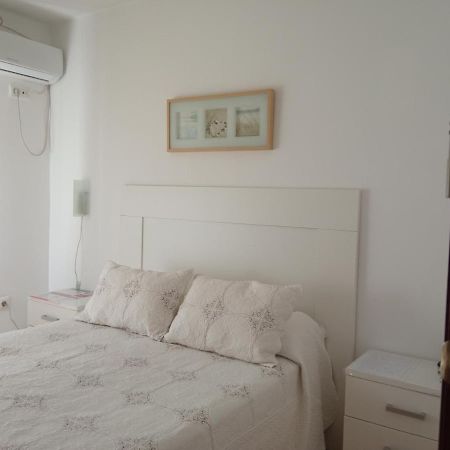 Habitaciones Individuales En Apartamento Compartido Seville Exterior photo