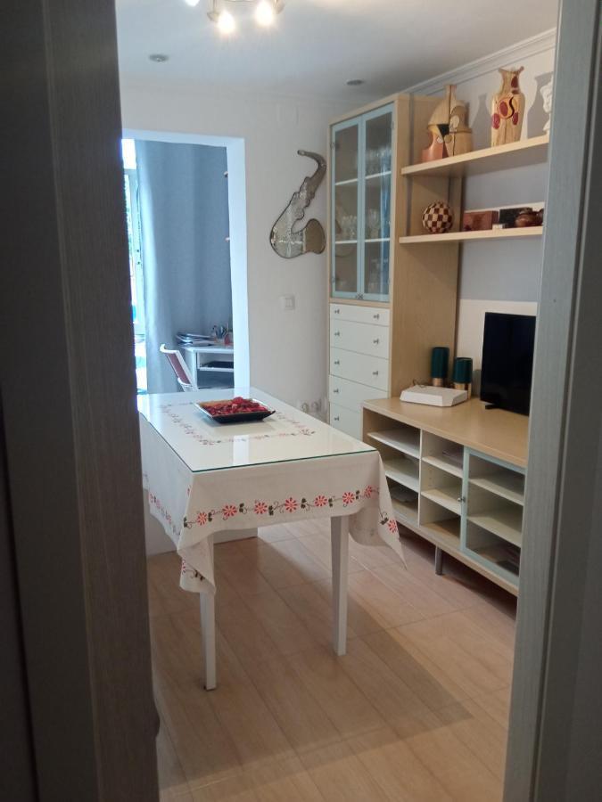 Habitaciones Individuales En Apartamento Compartido Seville Exterior photo